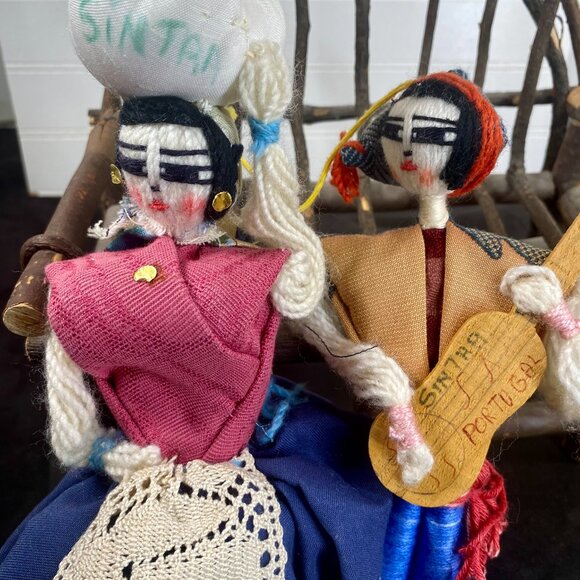 Vintage Sintra Folk Art Dolls from Portugal / Pair of Portuguese Vintage String - Picture 10 of 11